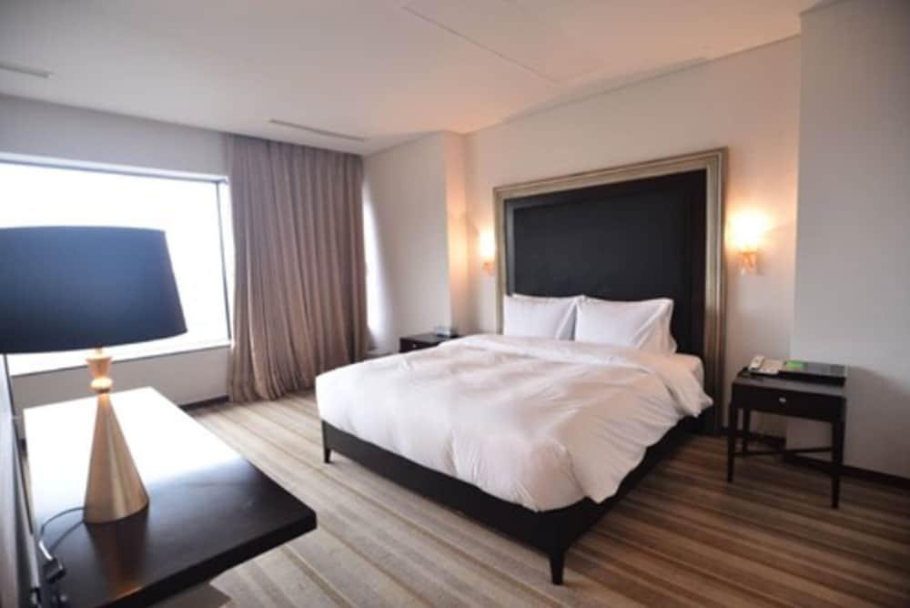 Philos Hotel Pohang Exteriör bild